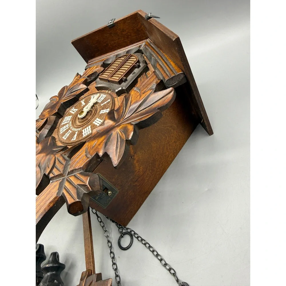 Vtg Black Forest German Wood Cuckoo Clock Carved Leaves Bird Parts Repair Only